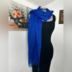 💙70% Baby Alpaca 30% Silk Scarf - Royal Blue Patterned, Made in Peru💙